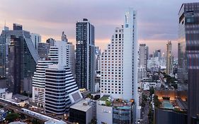 Radisson Blu Plaza Bangkok 5*